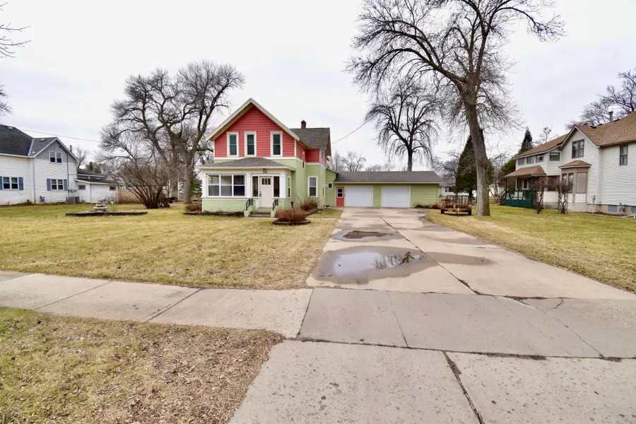 565 Washburn Avenue, Belgrade, MN 56312 - #3