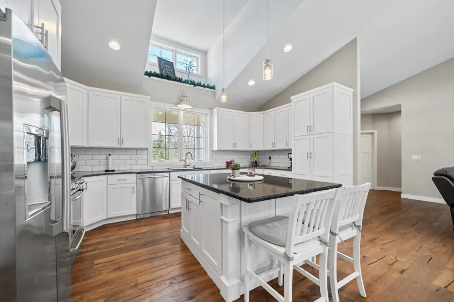 5201 Colonial Court Ne, Alexandria, MN 56308 - #2