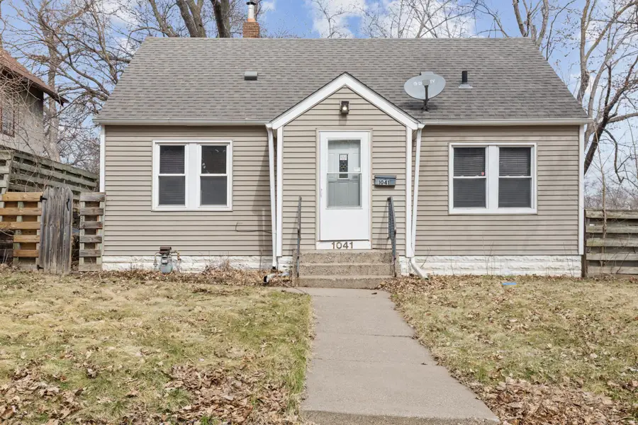 1041 6th Street E, Saint Paul, MN 55106 - #2