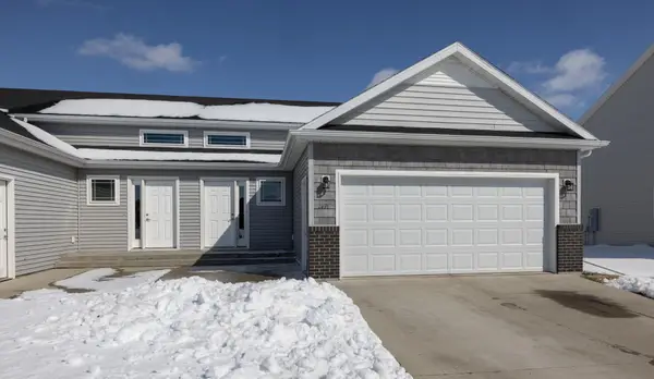 2711 Westwood Street W, West Fargo, ND 58078