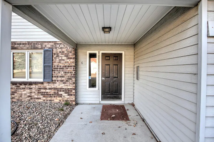 6 Marie Avenue E #C, West Saint Paul, MN 55118 - #2