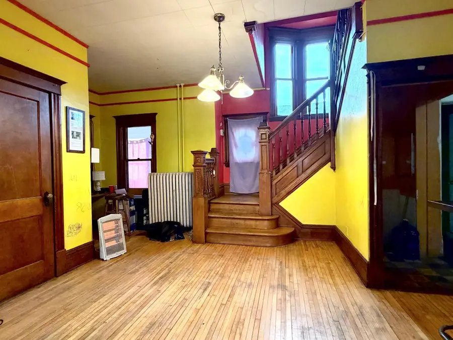 410 11th Street Sw, Willmar, MN 56201 - #3