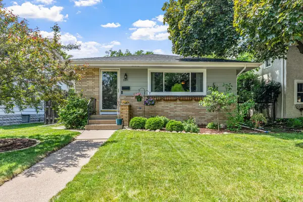 3911 Upton Avenue N, Minneapolis, MN 55412