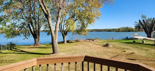 10180 W Lake Road, Rice, MN 56367