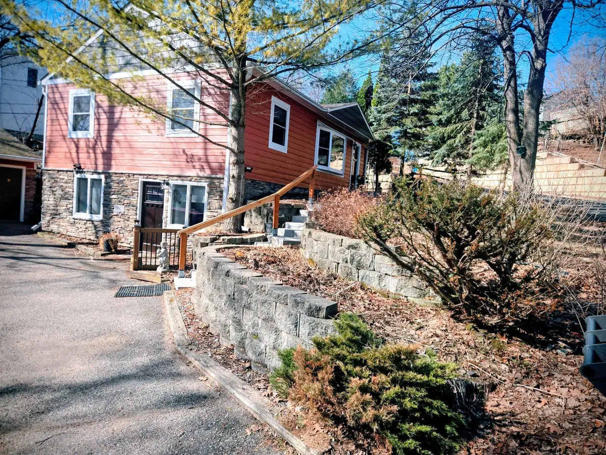 18917 Chestnut Lane, Minnetonka, MN 55345 - #1