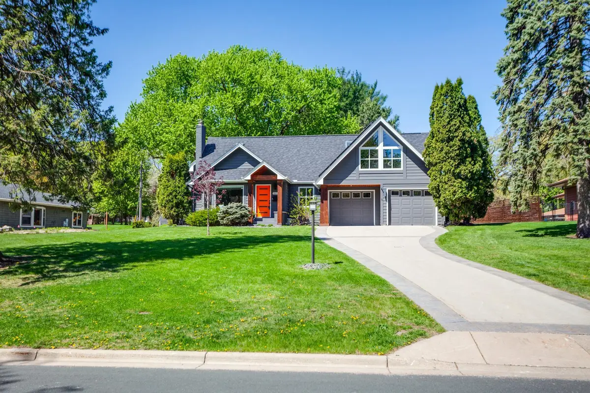 1431 Spring Valley Road, Golden Valley, MN 55422 - #1