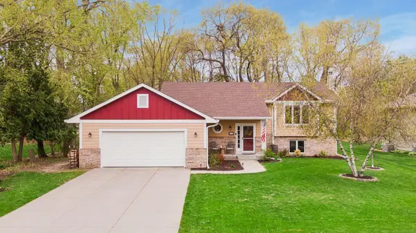 4174 Kaitlin Drive, Vadnais Heights, MN 55127