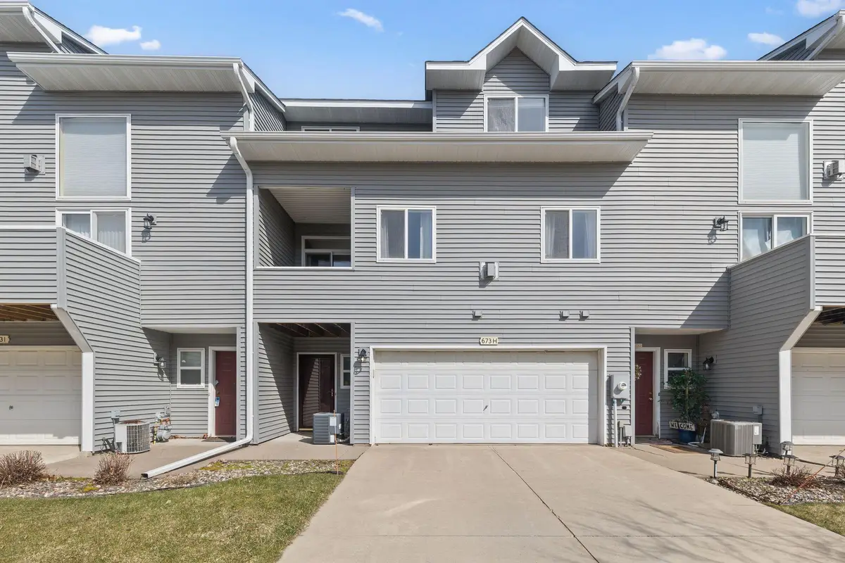 673 Kingfisher Lane #H, Woodbury, MN 55125 - #1