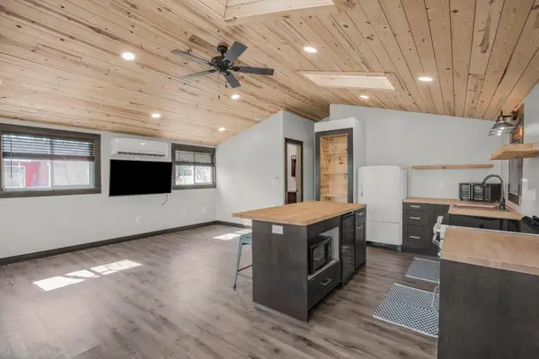 27843 Lakelawn Drive, Lindstrom, MN 55045