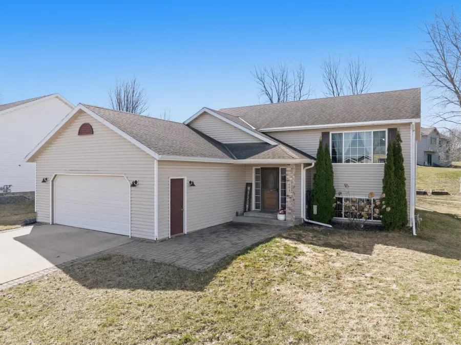 604 4th Street Ne, Byron, MN 55920 - #2