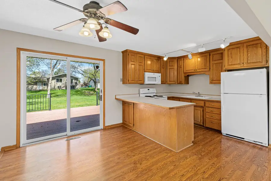 715 County Road C W, Roseville, MN 55113 - #2