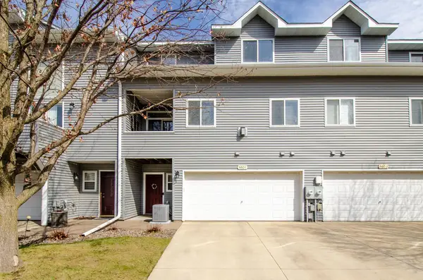 660 Kingfisher Lane #I, Woodbury, MN 55125