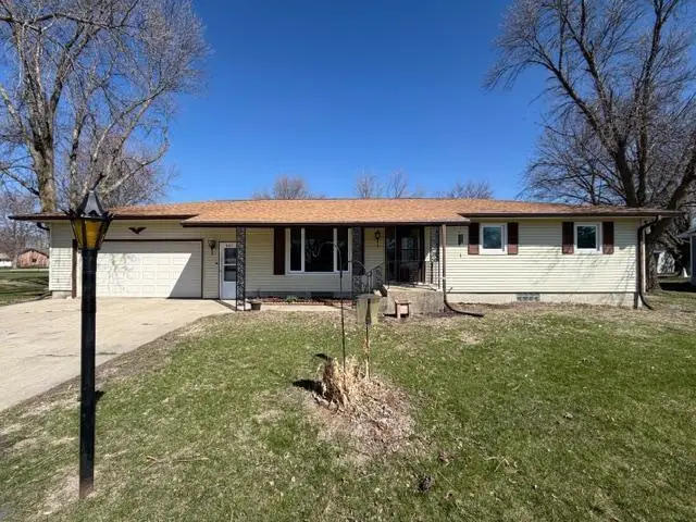 447 2nd Avenue Sw, Winnebago, MN 56098 - #1