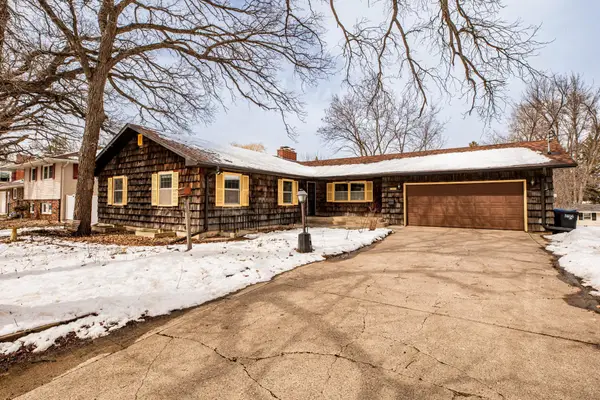 101 19th Avenue N, Fargo, ND 58102