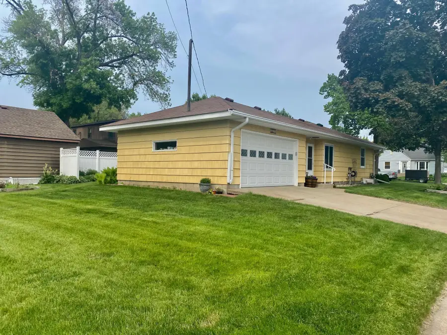 7244 Clinton Avenue, Richfield, MN 55423 - #2