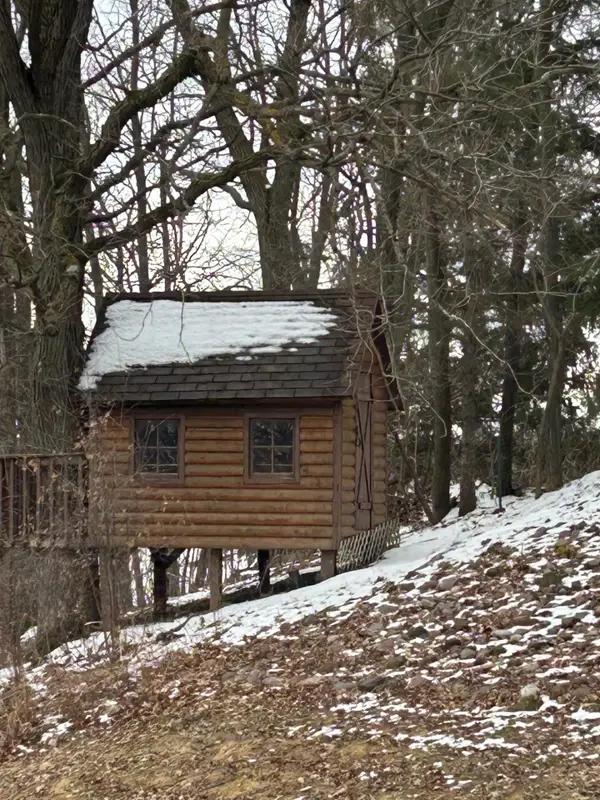 19091 Island View Drive, Mora, MN 55051