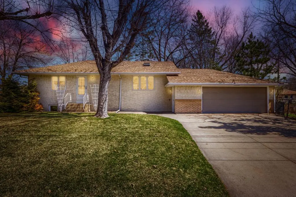 558 113th Lane Nw, Coon Rapids, MN 55448 - #1