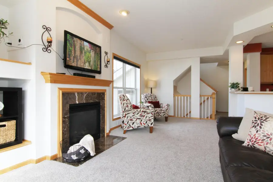 15561 Dunraven Drive, Apple Valley, MN 55124 - #3