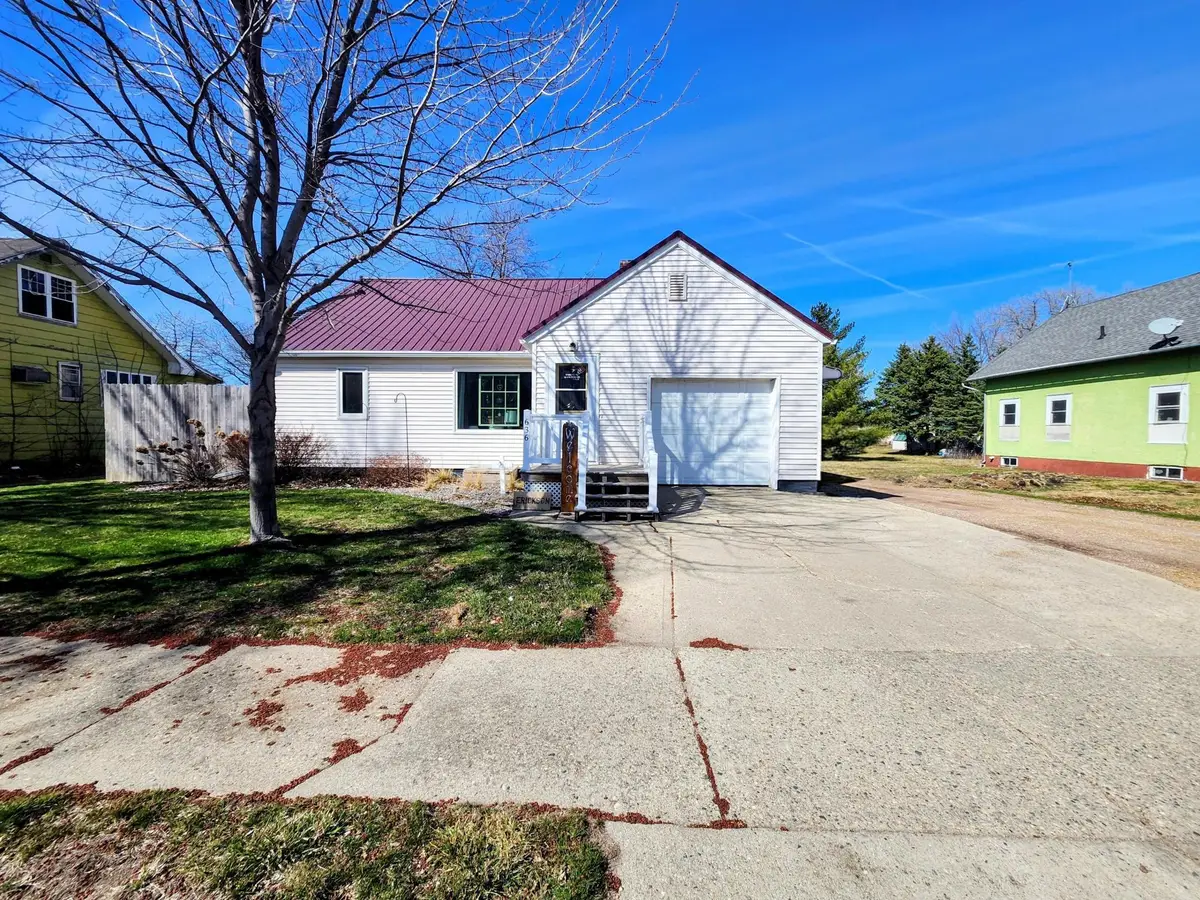 636 8th Street, Westbrook, MN 56183 - #1