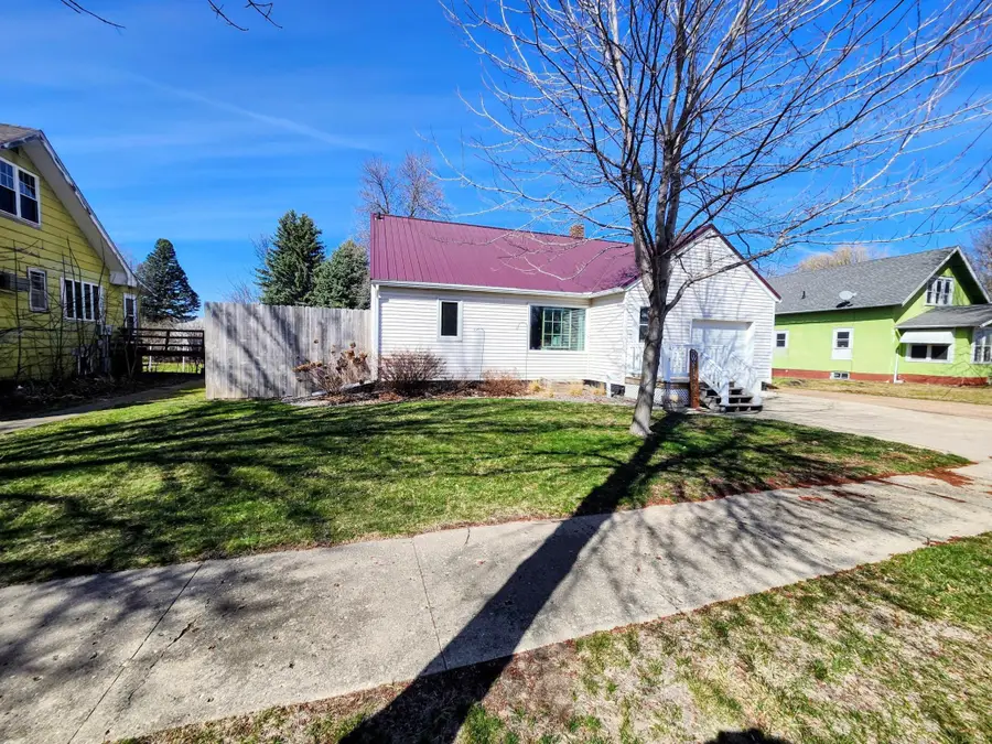 636 8th Street, Westbrook, MN 56183 - #2