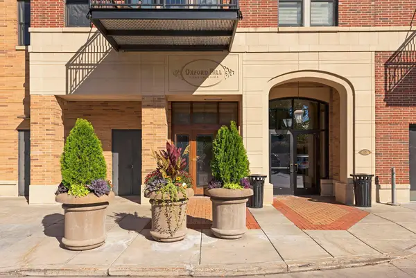 1060 Grand Avenue #202, Saint Paul, MN 55105
