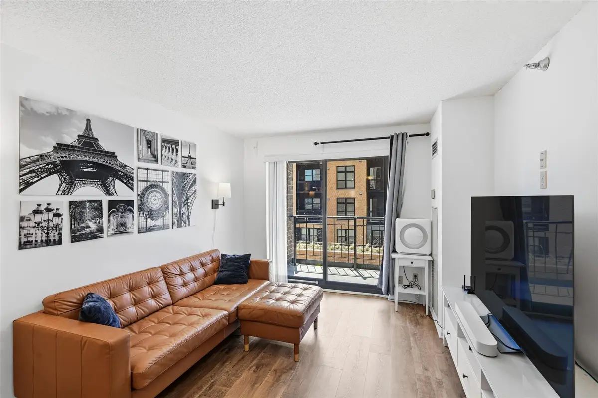 401 1st Street S #203, Minneapolis, MN 55401 - #1