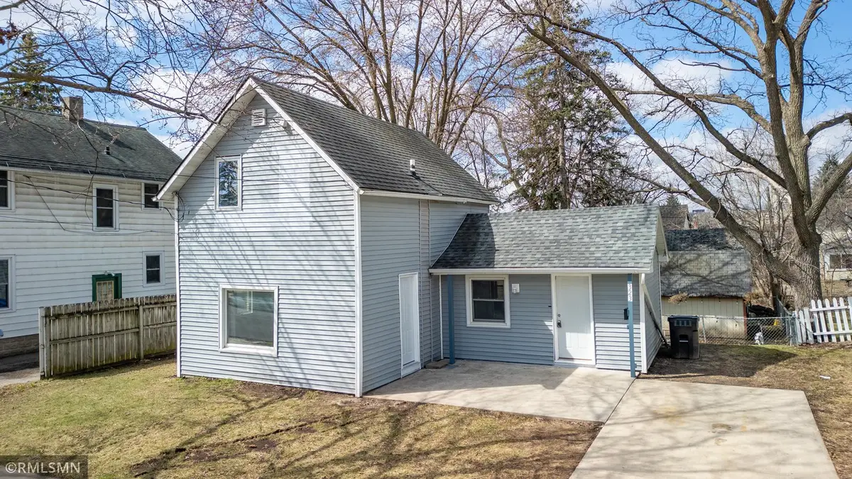 323 7th Avenue Se, Rochester, MN 55904 - #1