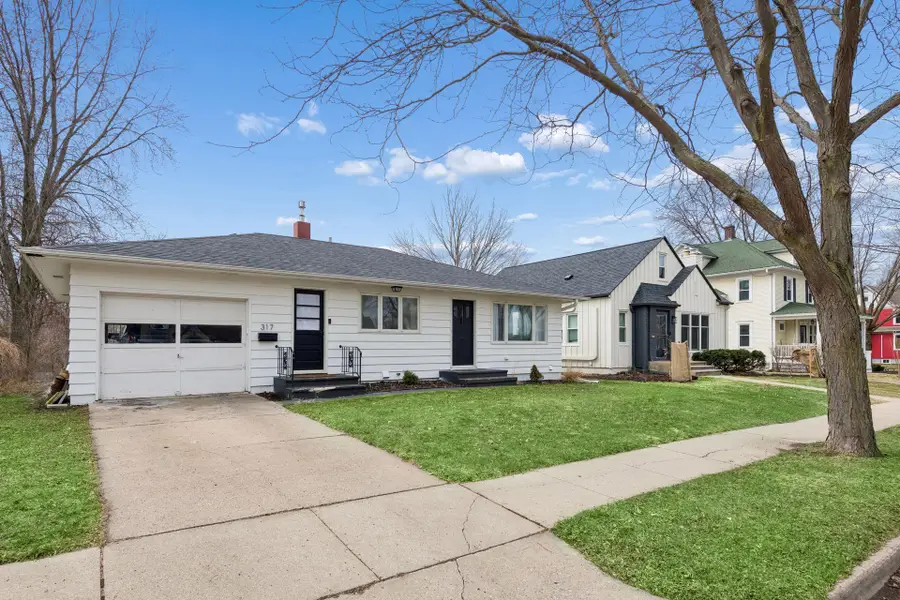 317 E 1st Street, Waconia, MN 55387 - #2