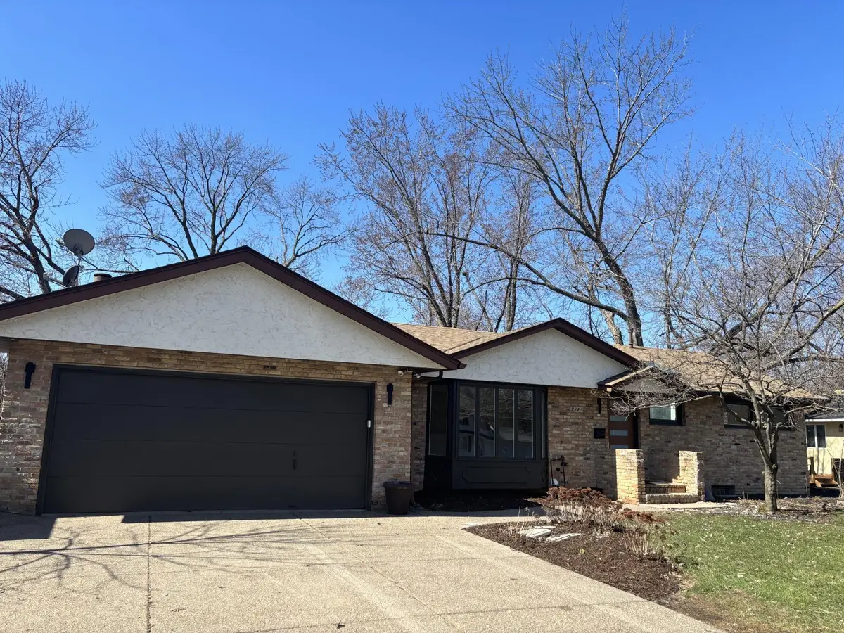 2841 W 91st Street, Bloomington, MN 55431 - #1