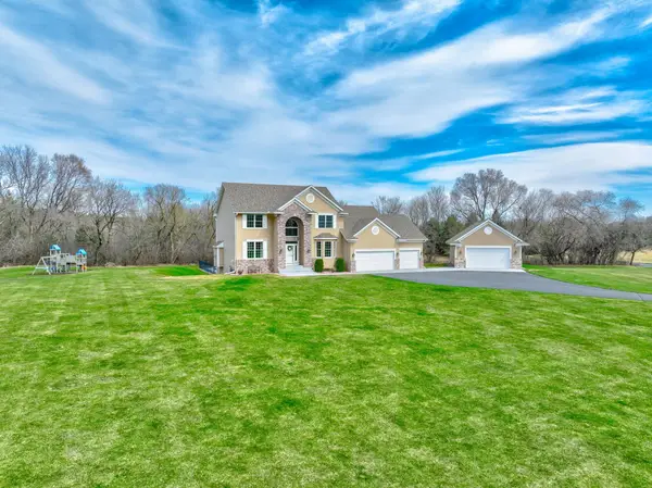 1480 Oryan Trail N, Stillwater, MN 55082