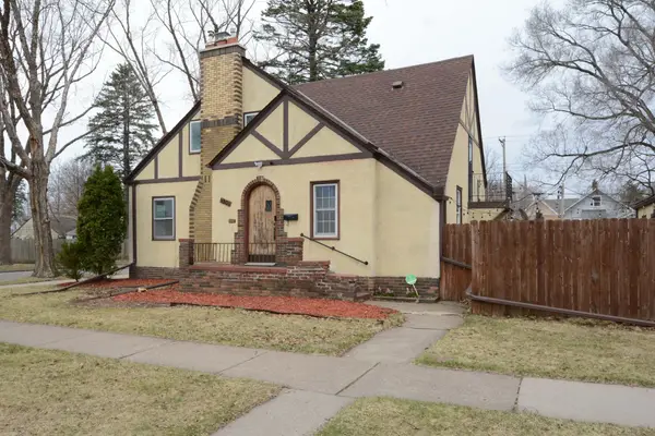 1901 Hyacinth Avenue E, Saint Paul, MN 55119