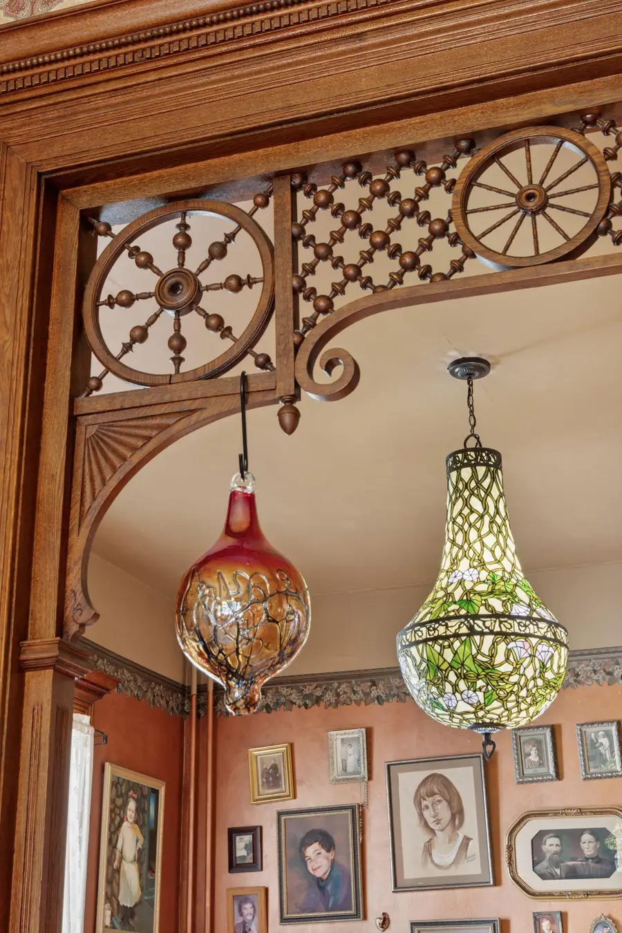 957 Ashland Avenue, Saint Paul, MN 55104 - #3