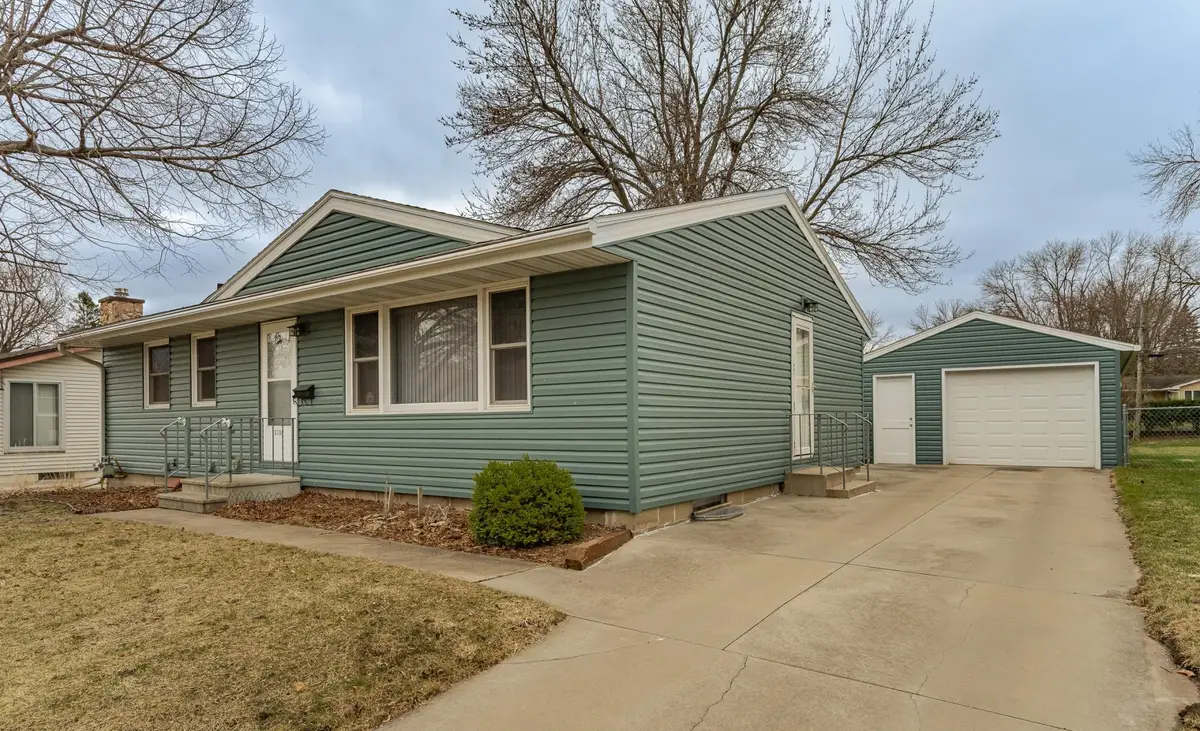 3708 3rd Street Nw, Rochester, MN 55901 - #1