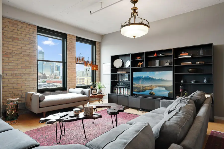 290 Market Street #811, Minneapolis, MN 55405 - #2