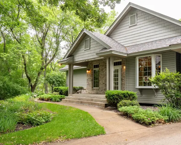 8980 160th Lane Nw, Ramsey, MN 55303