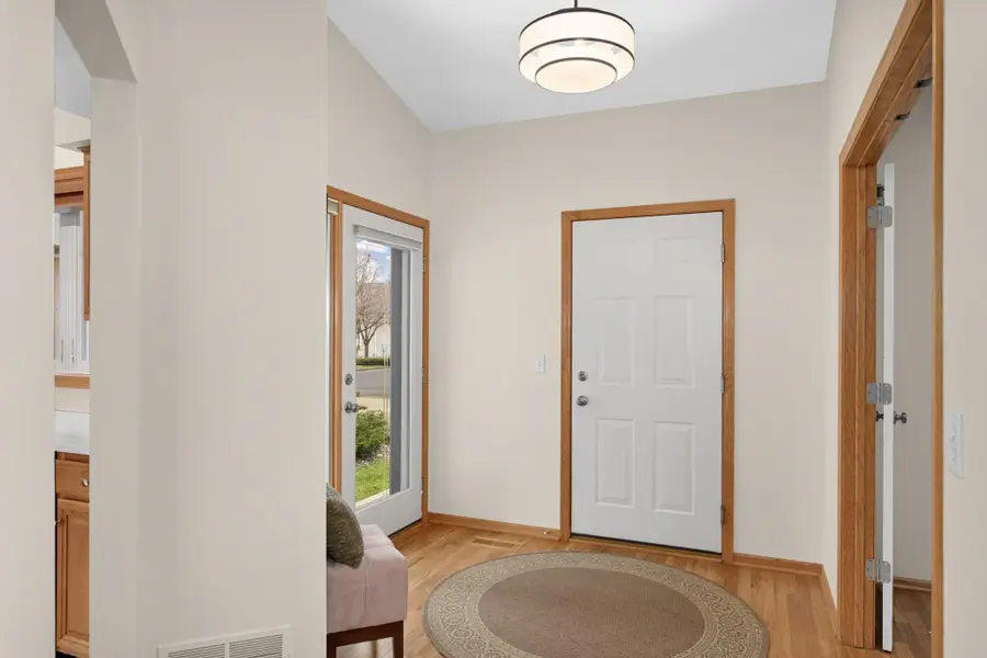 7912 Victoria Curve, Saint Louis Park, MN 55426 - #3