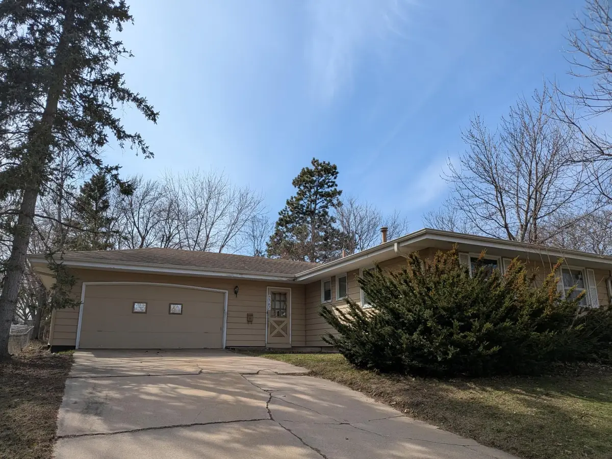 3367 Xylon Avenue N, New Hope, MN 55427 - #1