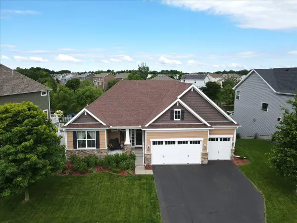 12896 Legacy Creek Parkway Ne, Blaine, MN 55449