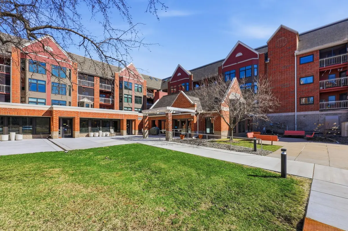 500 County Road B #103, Roseville, MN 55113 - #1