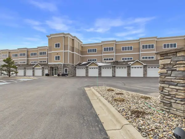 279 Minnesota Avenue W #206, Glenwood, MN 56334