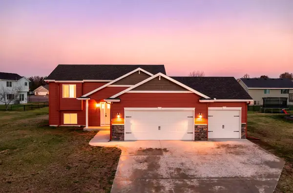 12126 40th Avenue Se, Becker, MN 55308