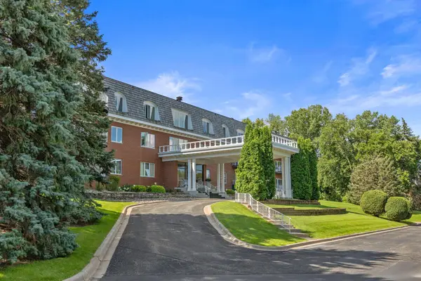 8651 Basswood Road #302, Eden Prairie, MN 55344