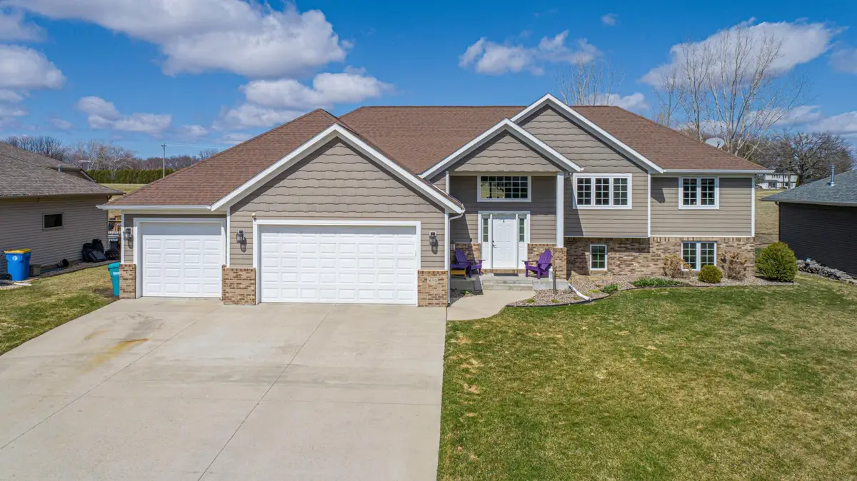 1680 Wood Duck Lane Ne, Owatonna, MN 55060 - #1