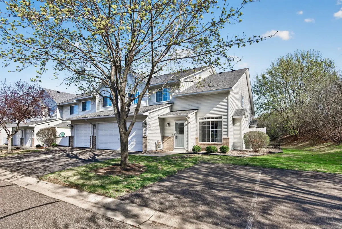 8606 Quarry Ridge Lane #J, Woodbury, MN 55125 - #1