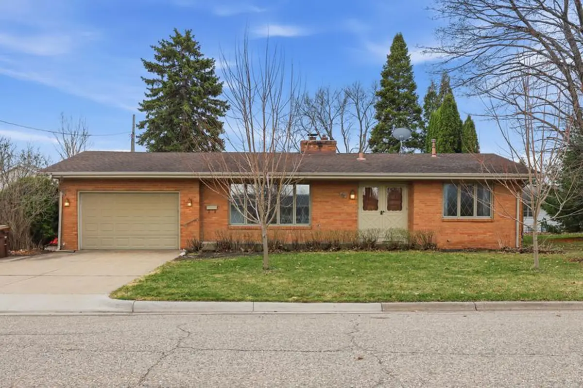 610 1st Street Ne, Buffalo, MN 55313 - #1