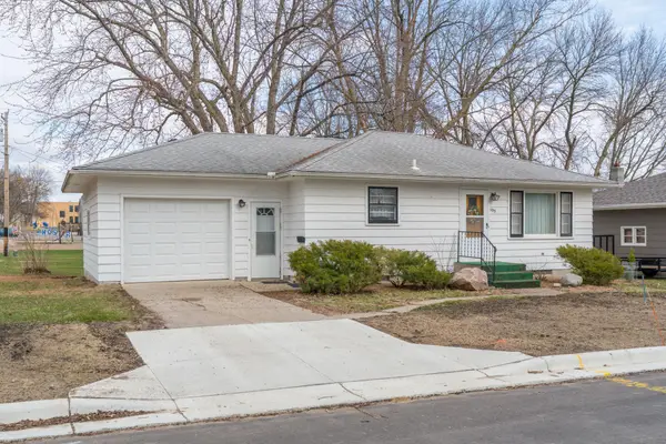 105 5th Street Nw, Montgomery, MN 56069