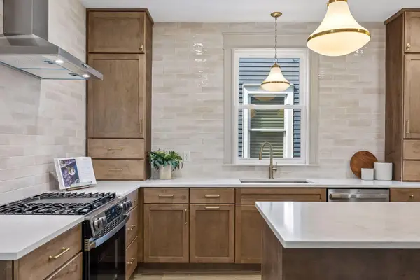 941 Hague Avenue, Saint Paul, MN 55104