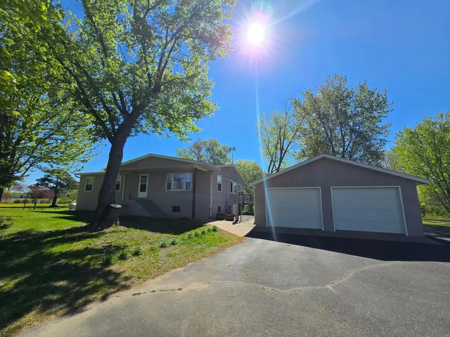 8066 Edmonson Avenue Ne, Monticello, MN 55362 - #3