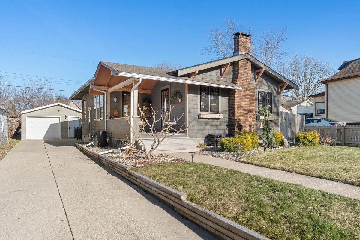 315 N Pine Avenue, Owatonna, MN 55060 - #1