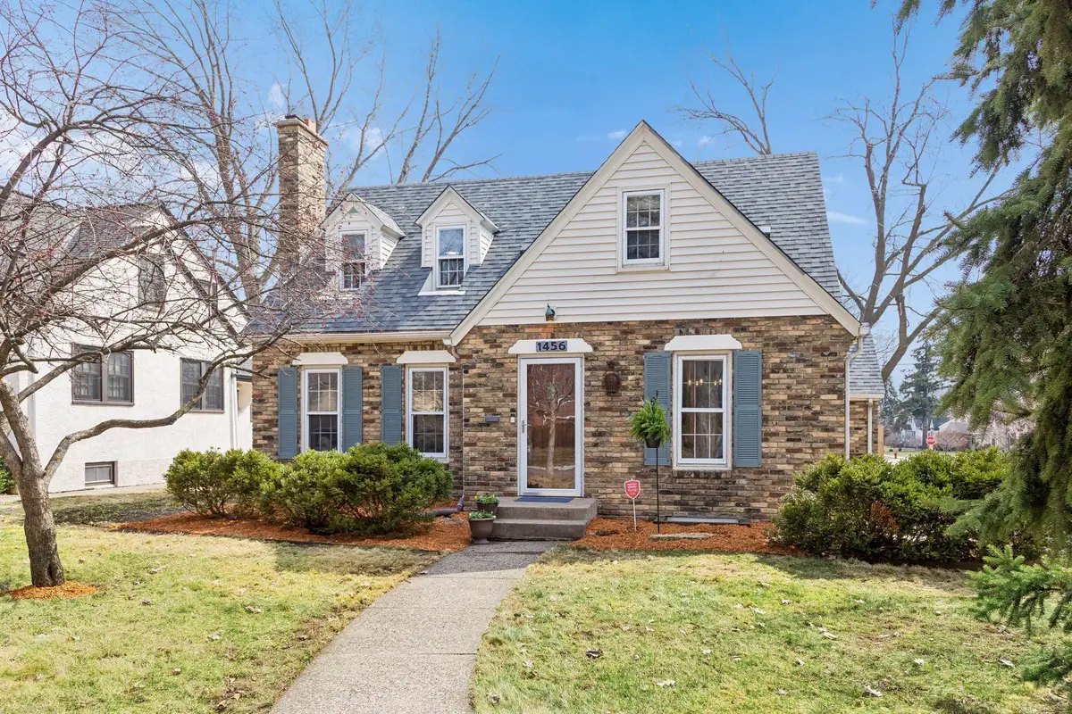 1456 Iowa Avenue W, Falcon Heights, MN 55108 - #1